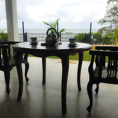 Negombo Holiday Home Exterior photo