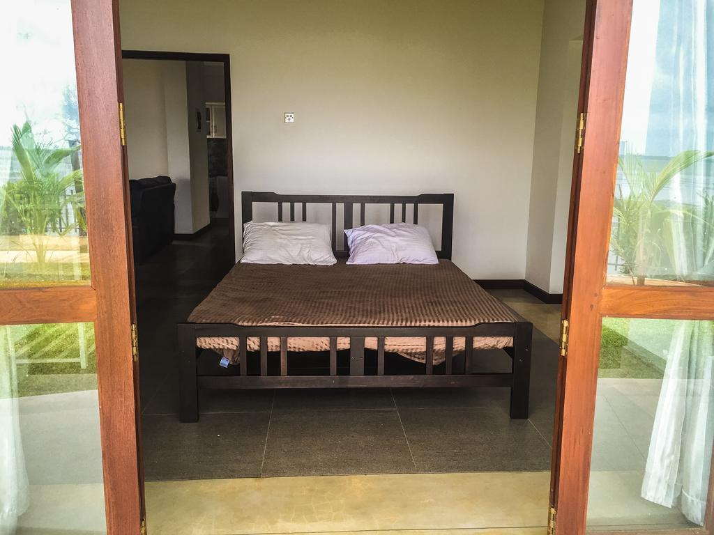 Negombo Holiday Home Exterior photo