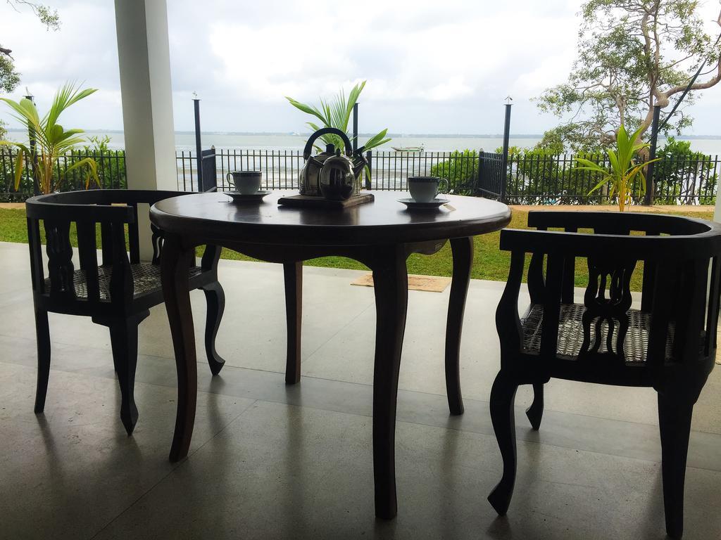 Negombo Holiday Home Exterior photo