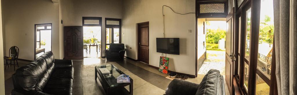 Negombo Holiday Home Exterior photo