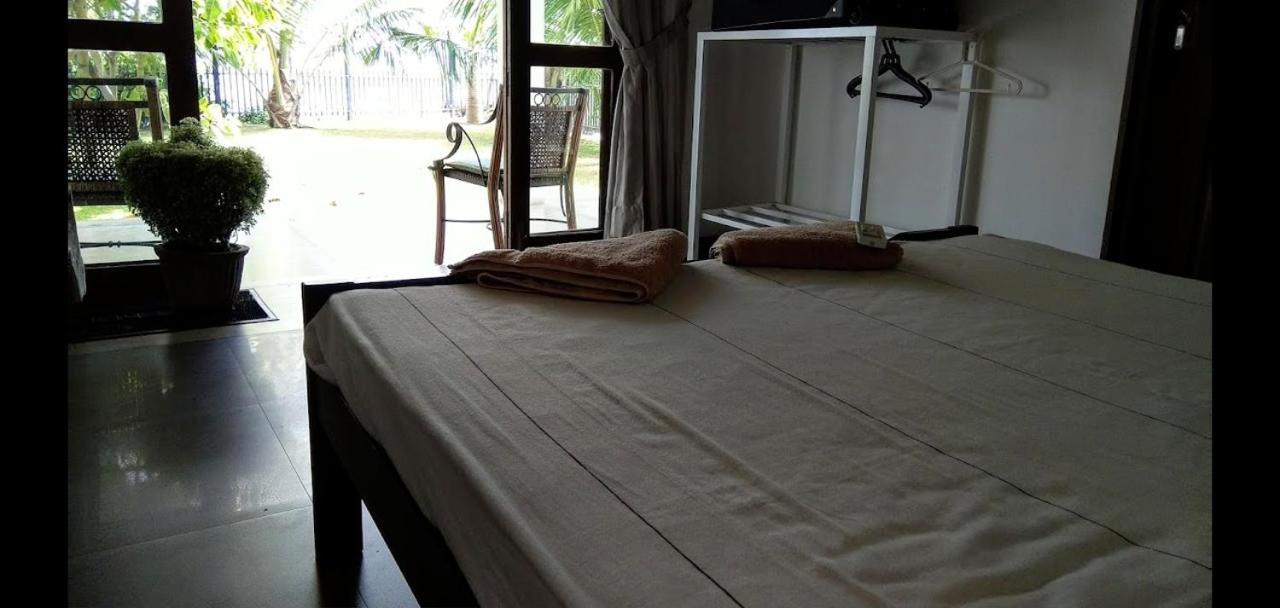 Negombo Holiday Home Exterior photo